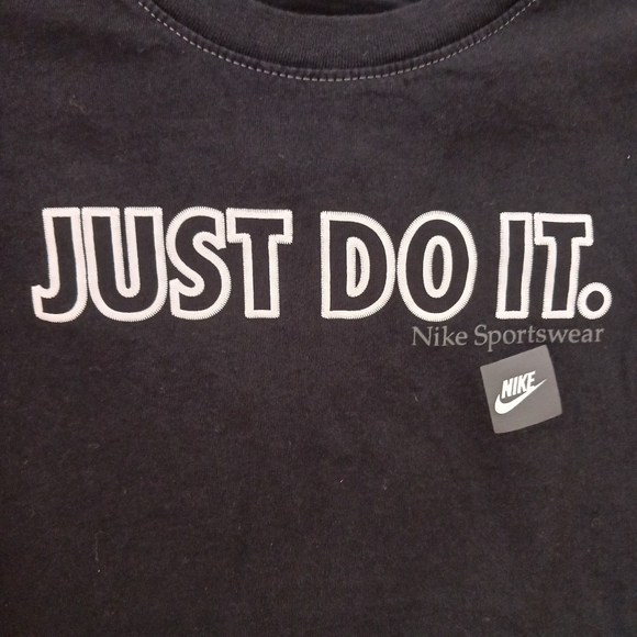 Nike Boys T-Shirt - Picture 3 of 5
